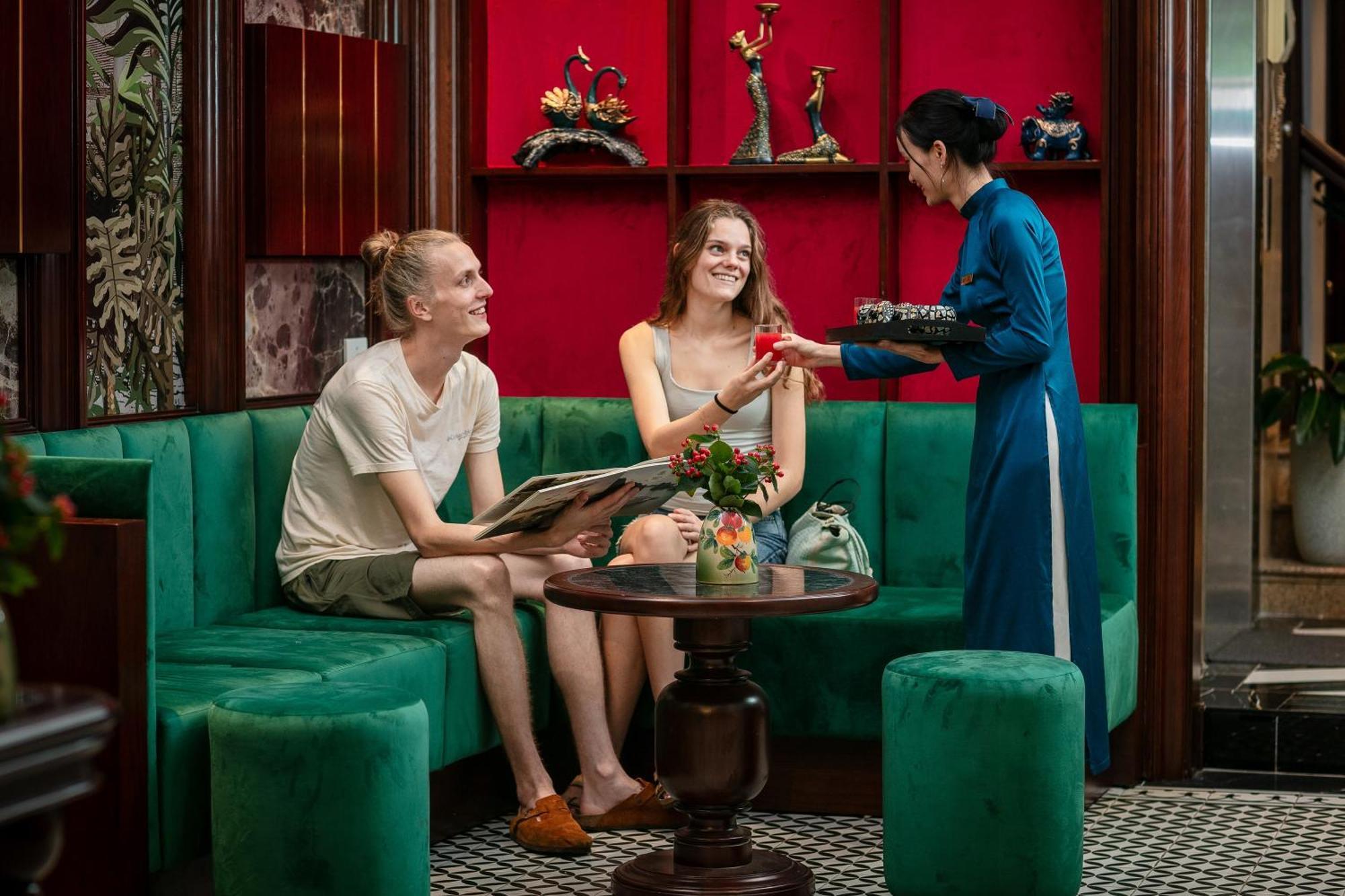 האנוי Serene Central Hotel מראה חיצוני תמונה